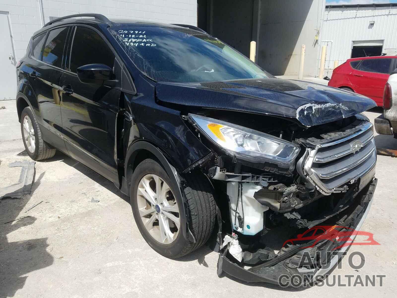 FORD ESCAPE 2017 - 1FMCU0GD2HUE17730