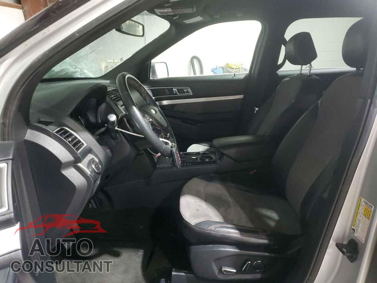 FORD EXPLORER 2017 - 1FM5K7D82HGD53427