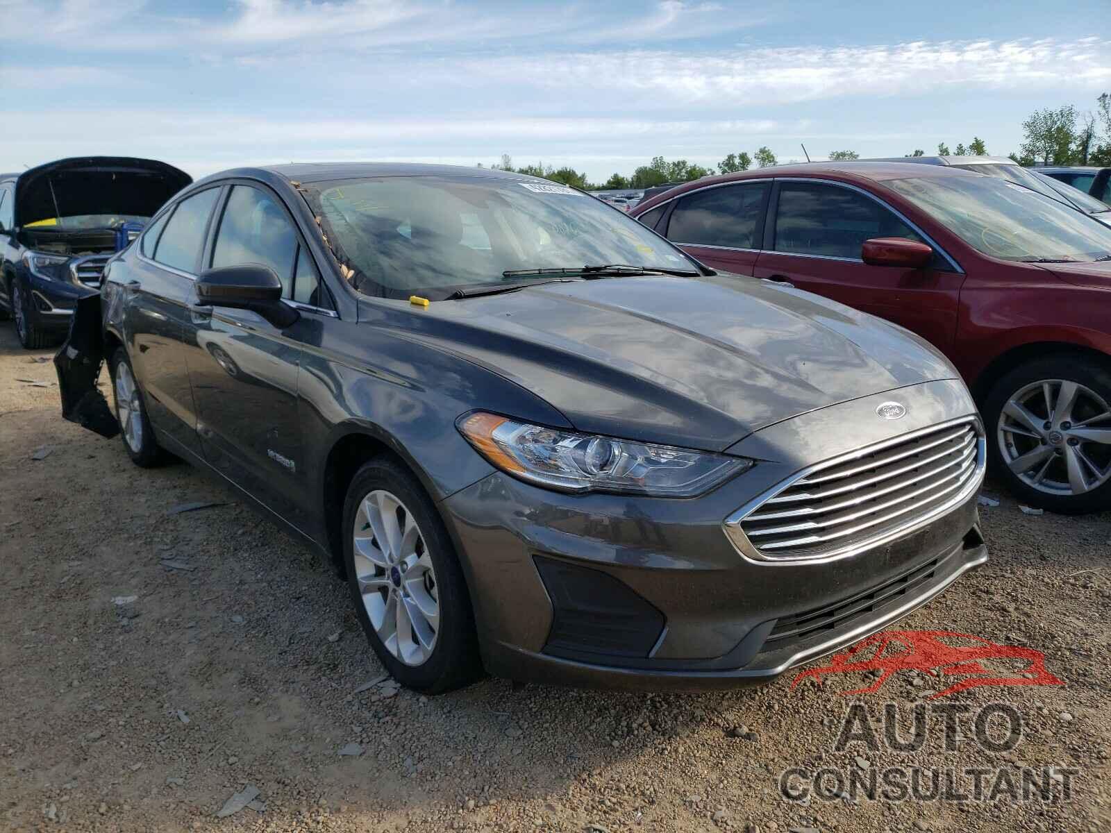 FORD FUSION 2019 - 3FA6P0LU0KR121740