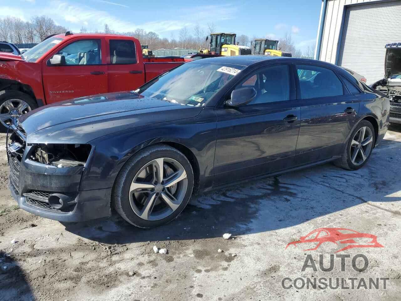 AUDI A8 2018 - WAU44AFD7JN000195