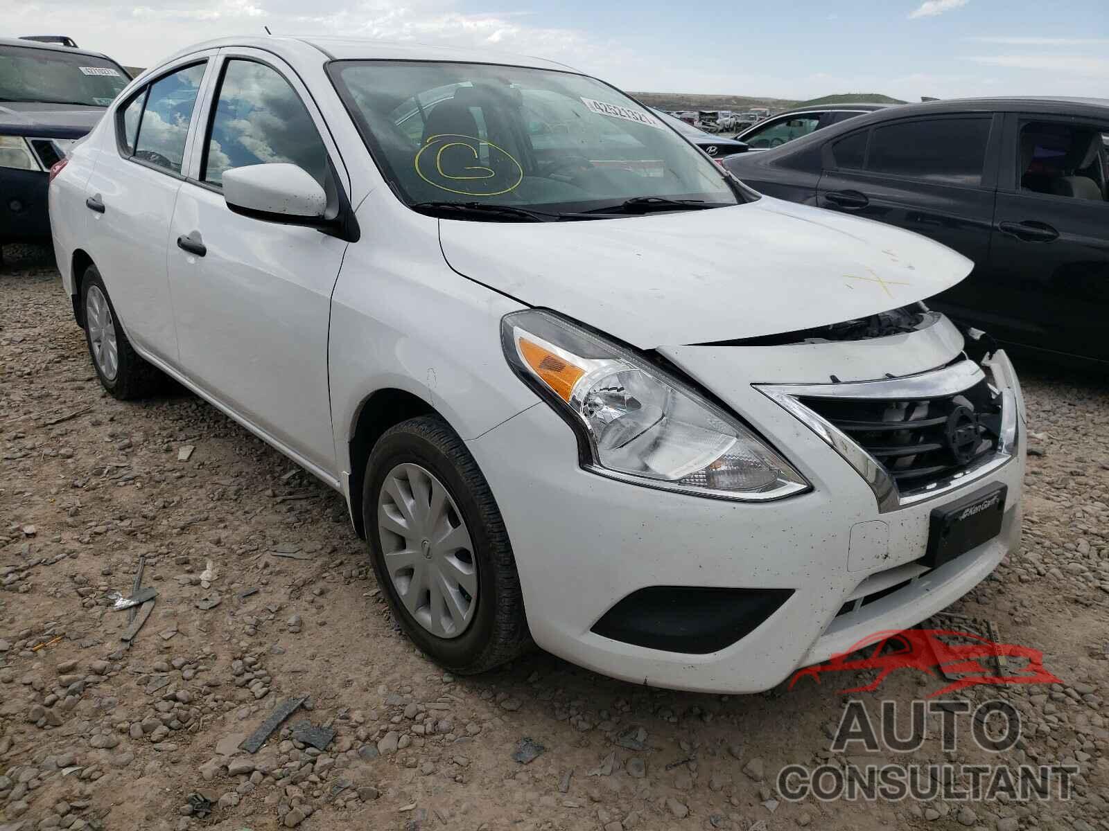 NISSAN VERSA 2017 - 3N1CN7AP7HL842936