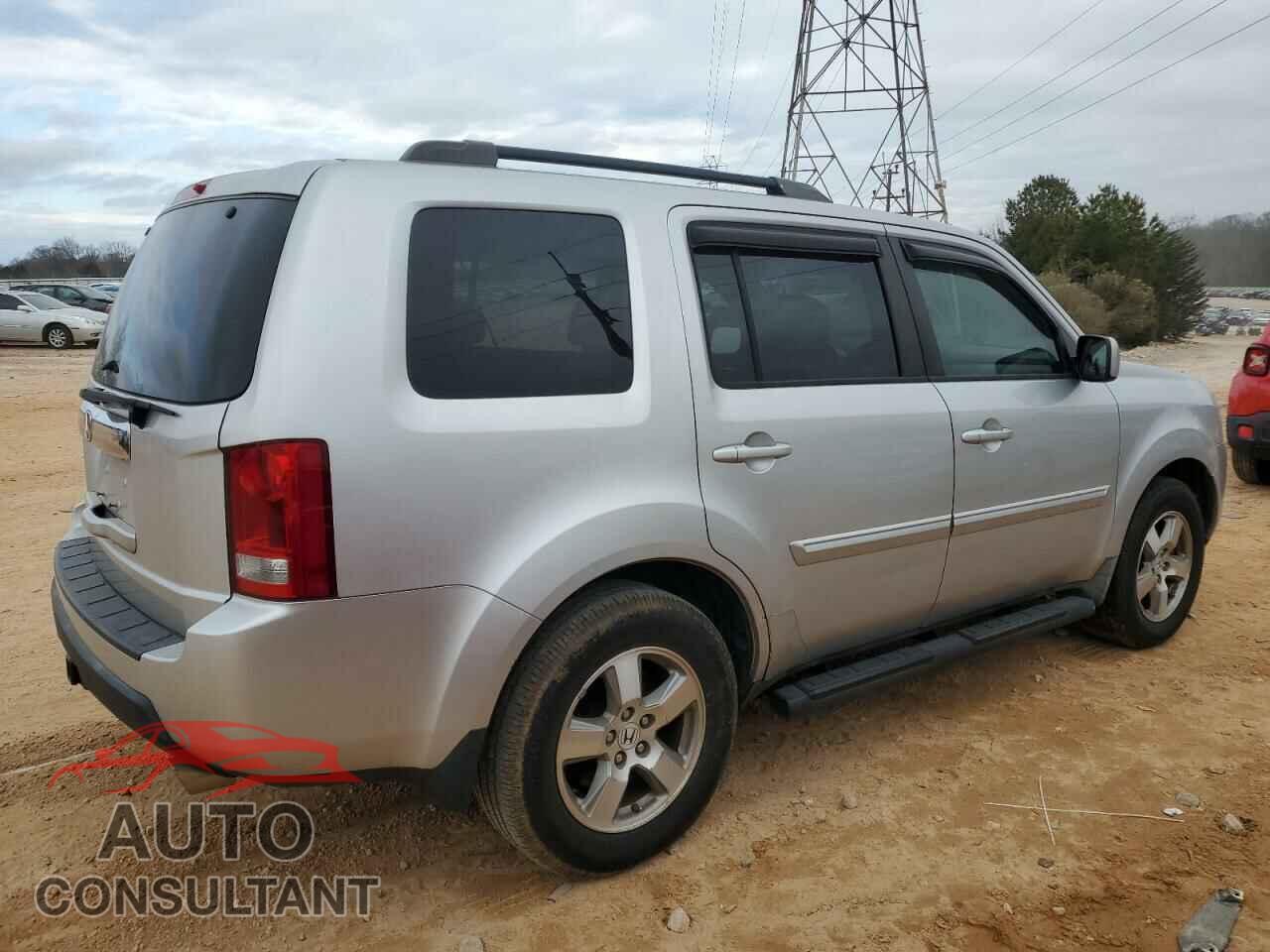 HONDA PILOT 2010 - 5FNYF3H49AB009356