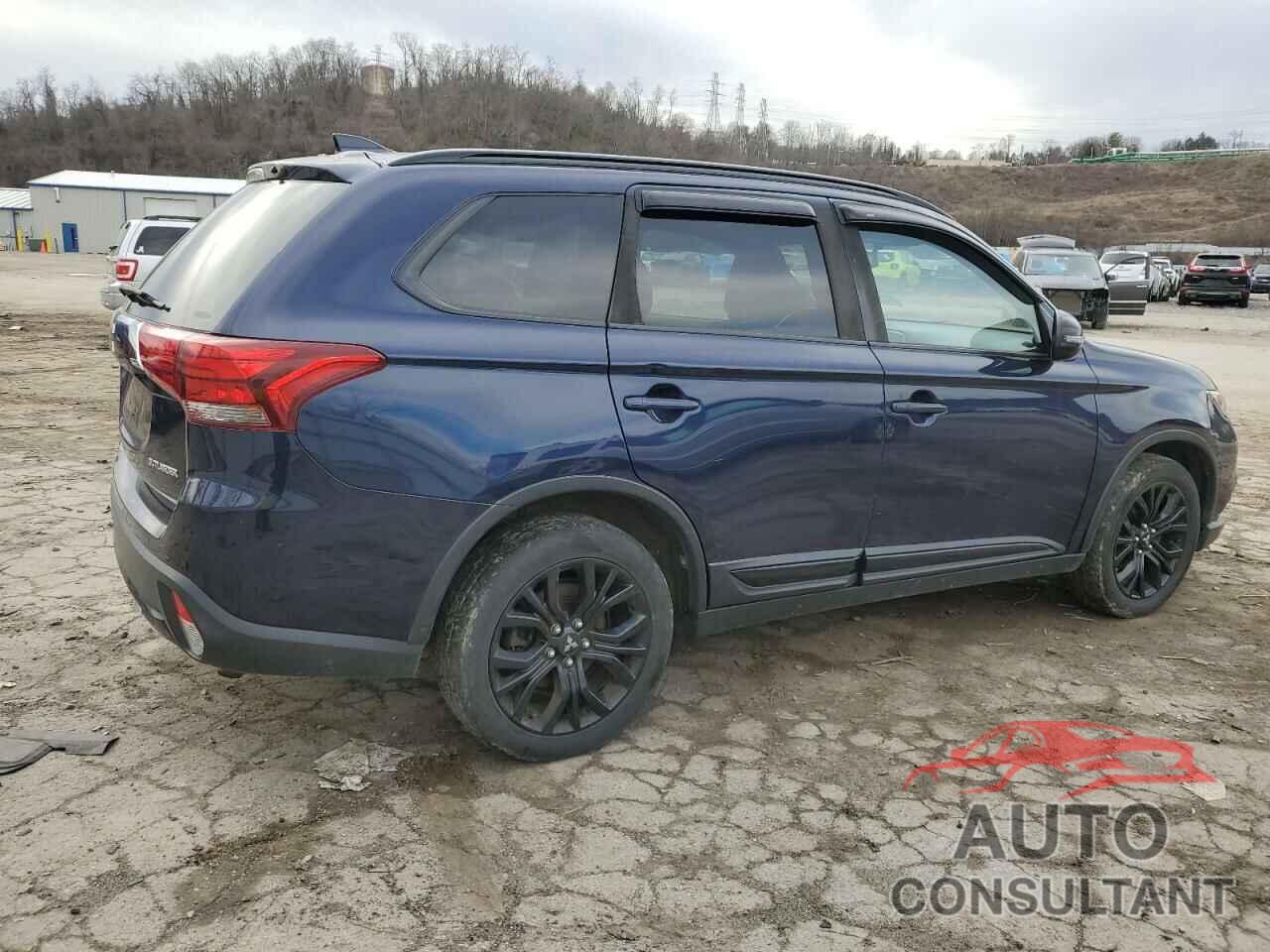 MITSUBISHI OUTLANDER 2018 - JA4AZ3A39JZ032375