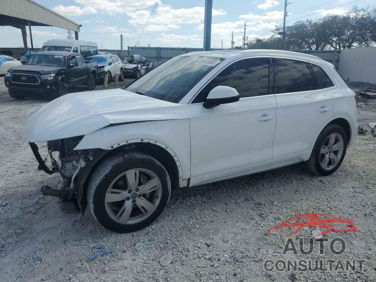 AUDI Q5 2018 - WA1BNAFY7J2219860