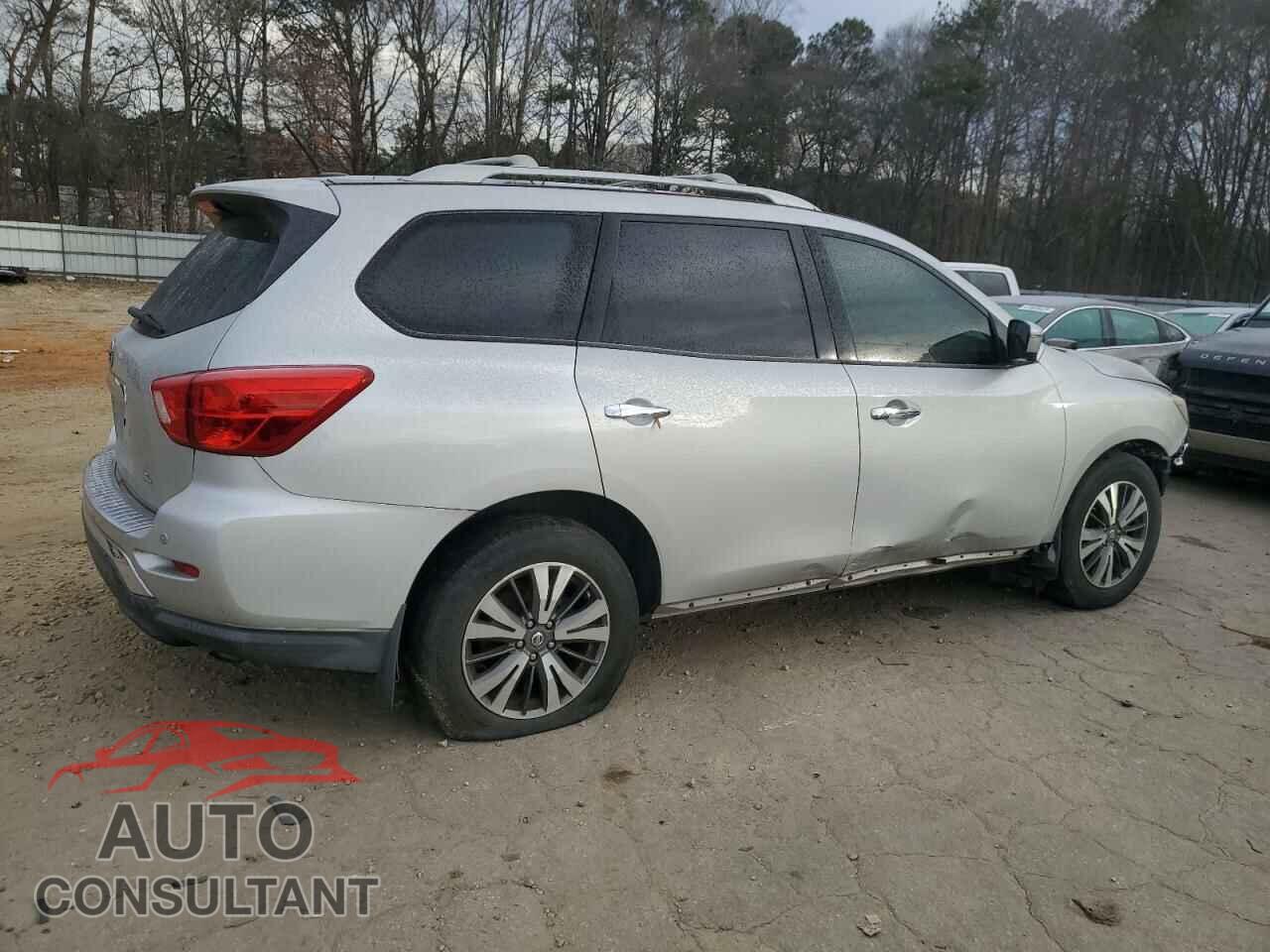 NISSAN PATHFINDER 2017 - 5N1DR2MN3HC650357