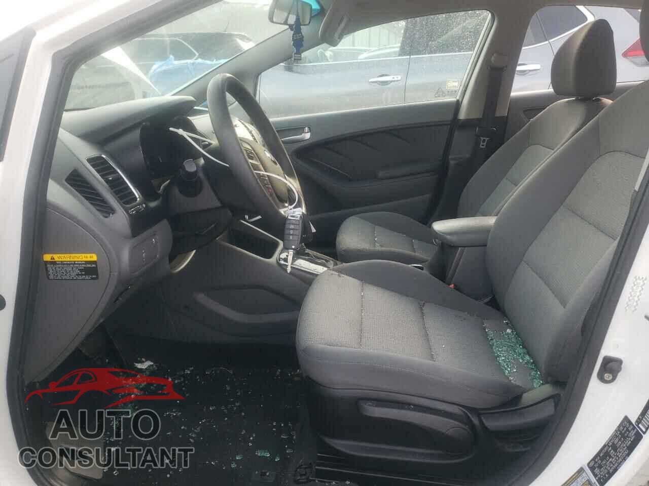 KIA FORTE 2017 - 3KPFK4A75HE072063