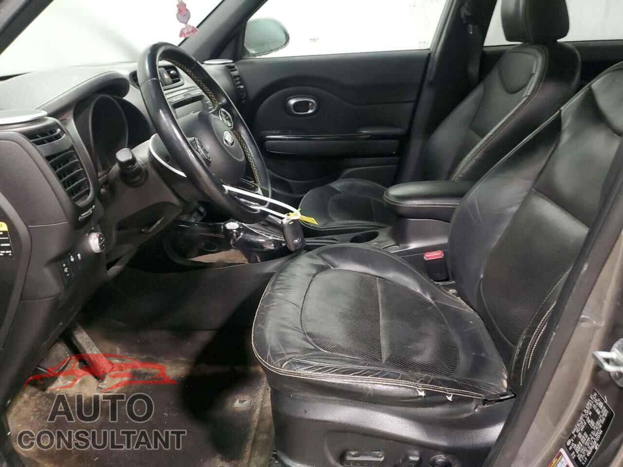 KIA SOUL 2015 - KNDJP3A59F7215744