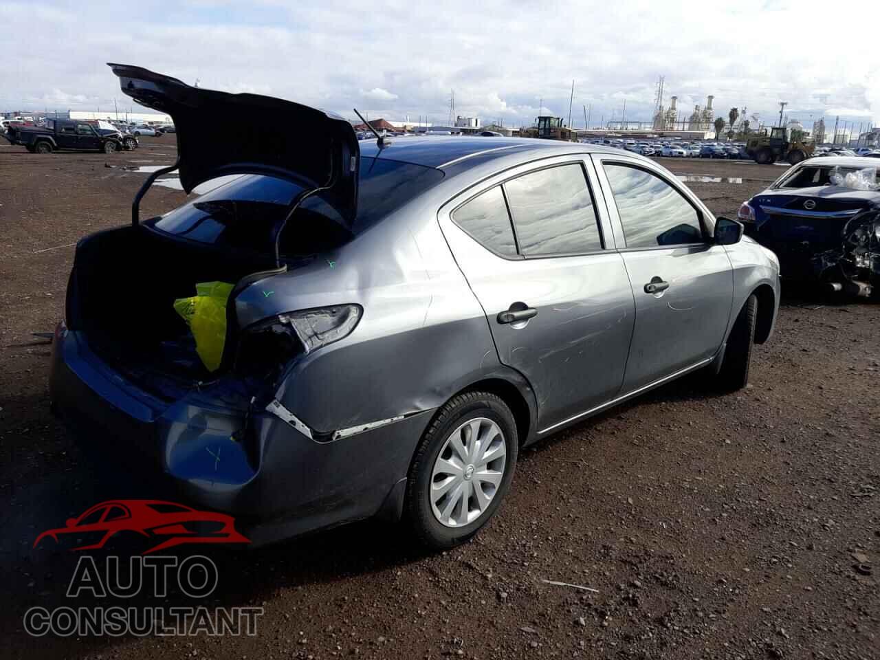 NISSAN VERSA 2017 - 3N1CN7AP9HL802793