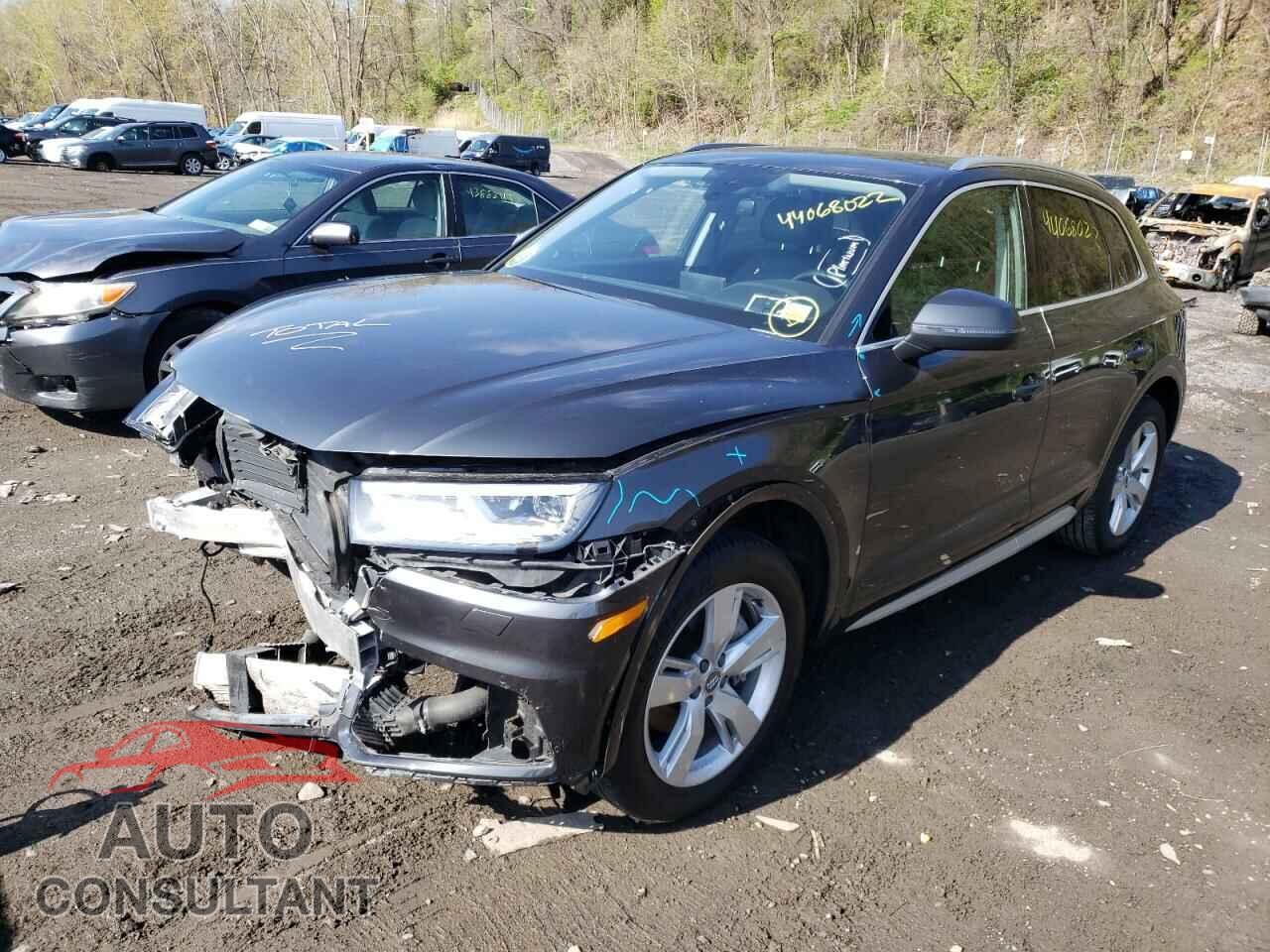 AUDI Q5 2018 - WA1BNAFY2J2010607