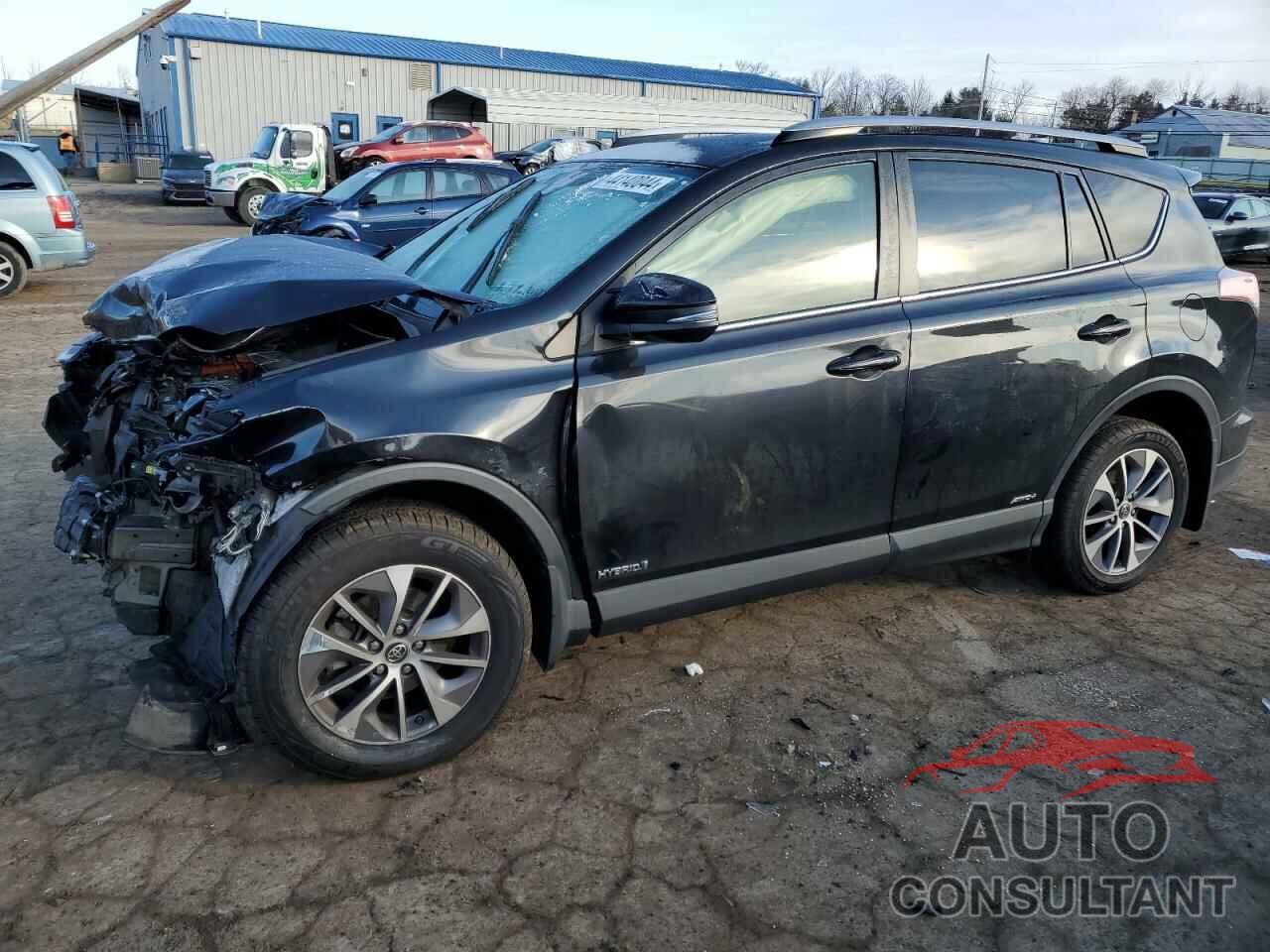 TOYOTA RAV4 2018 - JTMRJREV5JD247876