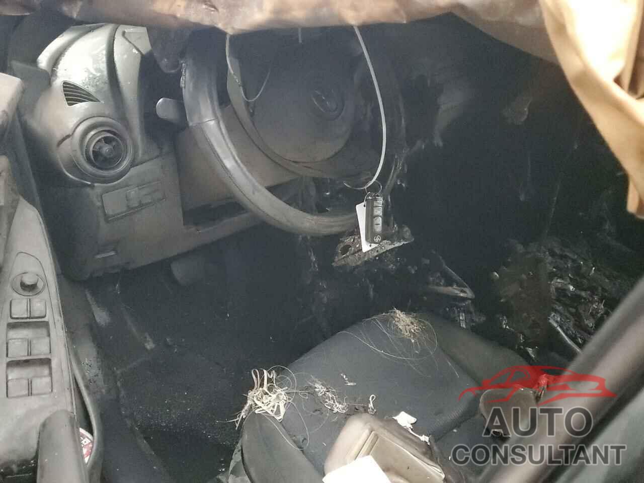 TOYOTA YARIS 2018 - 3MYDLBYV0JY303647