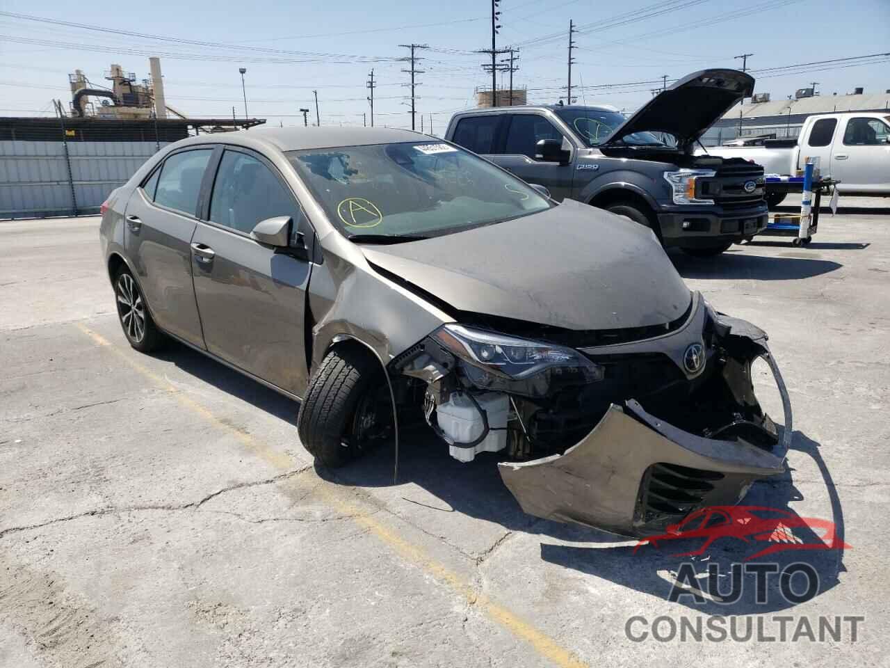 TOYOTA COROLLA 2018 - 5YFBURHE2JP792645