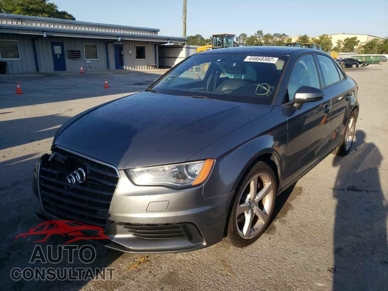 AUDI A3 2016 - WAUA7GFF0G1061676