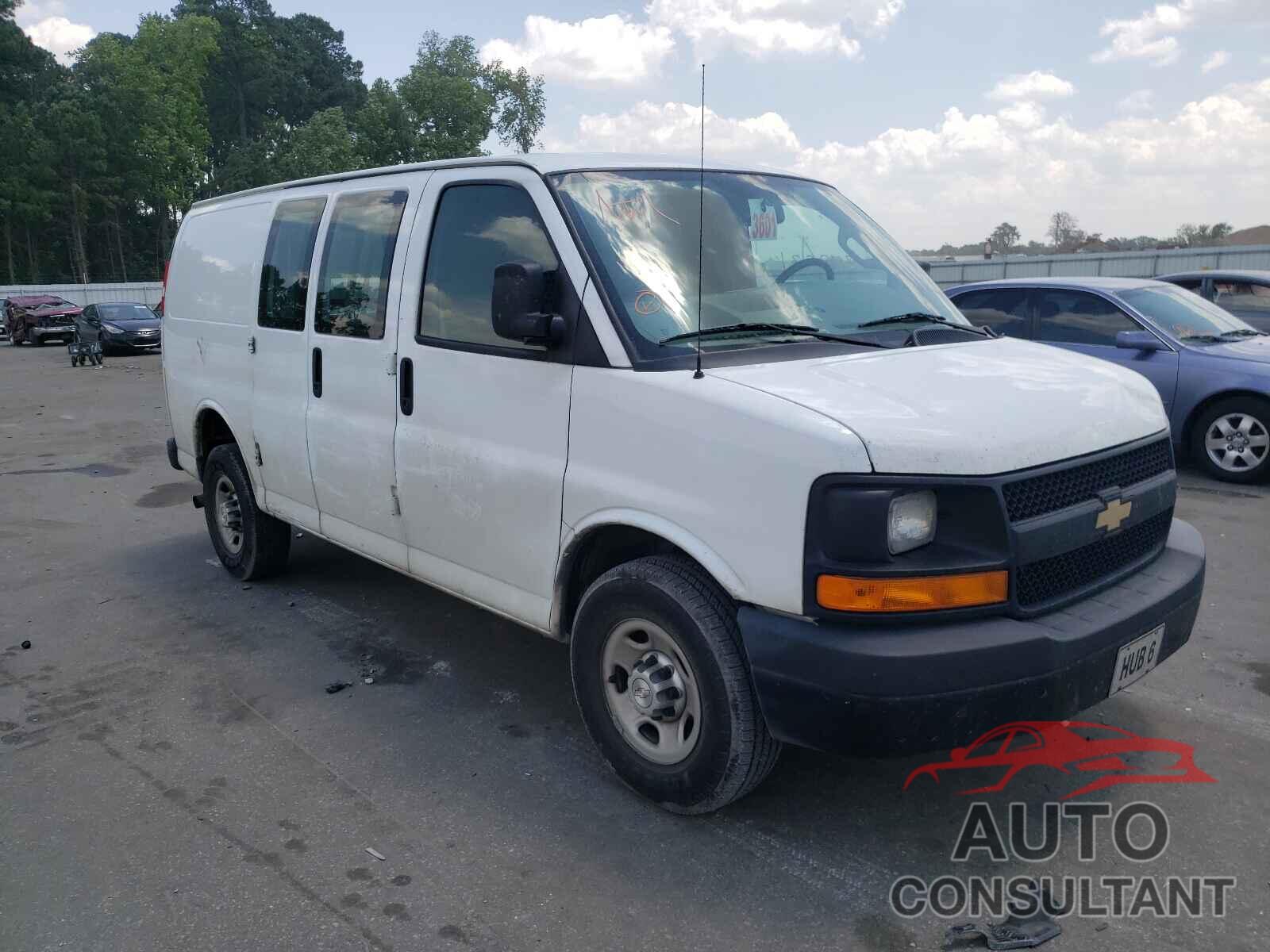 CHEVROLET EXPRESS 2017 - 1GCWGAFF4H1348445