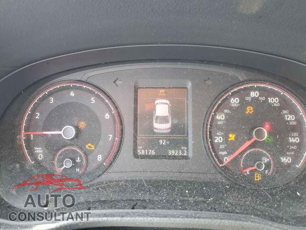 VOLKSWAGEN PASSAT 2021 - 1VWAA7A34MC013323