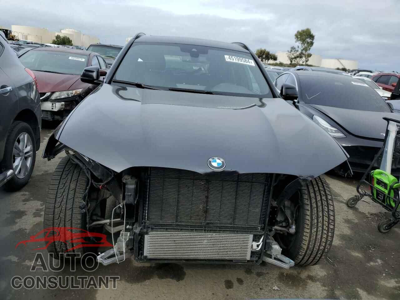 BMW X3 2023 - 5UX43DP00P9P84593