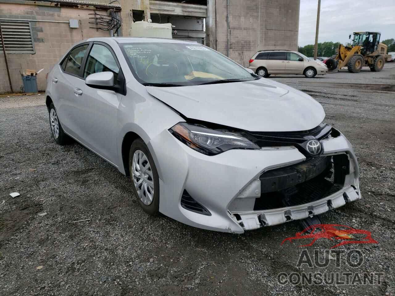TOYOTA COROLLA 2018 - 2T1BURHEXJC051174
