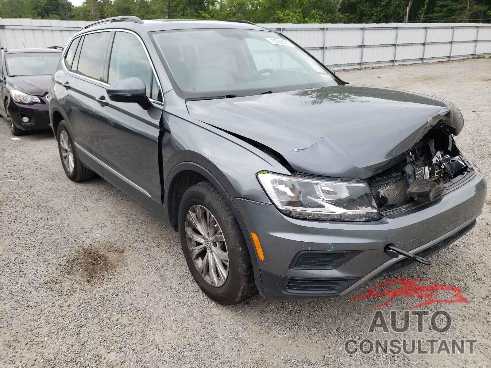 VOLKSWAGEN TIGUAN 2018 - 3VV3B7AX1JM055195