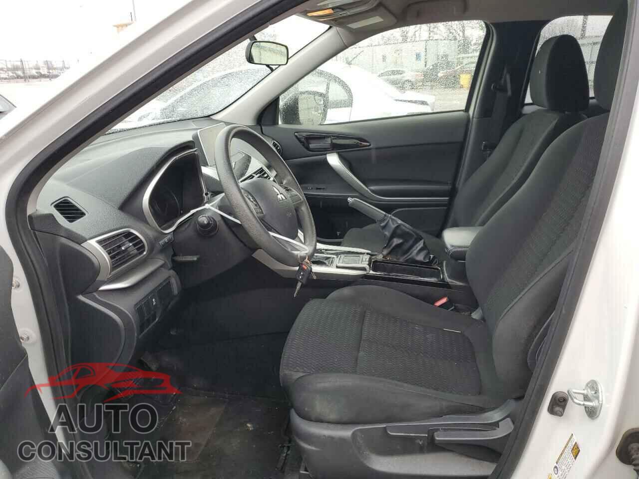 MITSUBISHI ECLIPSE 2018 - JA4AT4AA8JZ043552