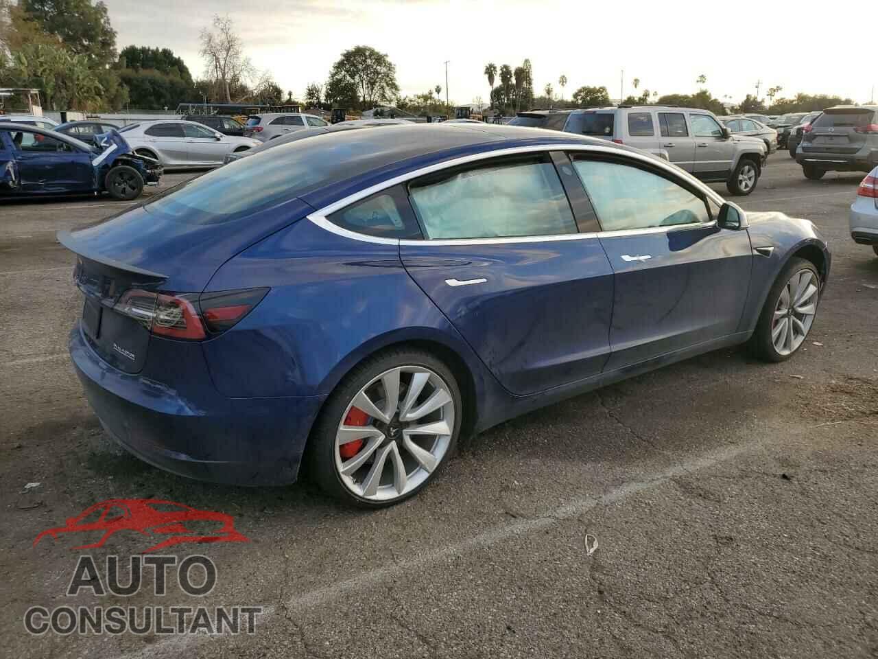 TESLA MODEL 3 2019 - 5YJ3E1EB2KF426243