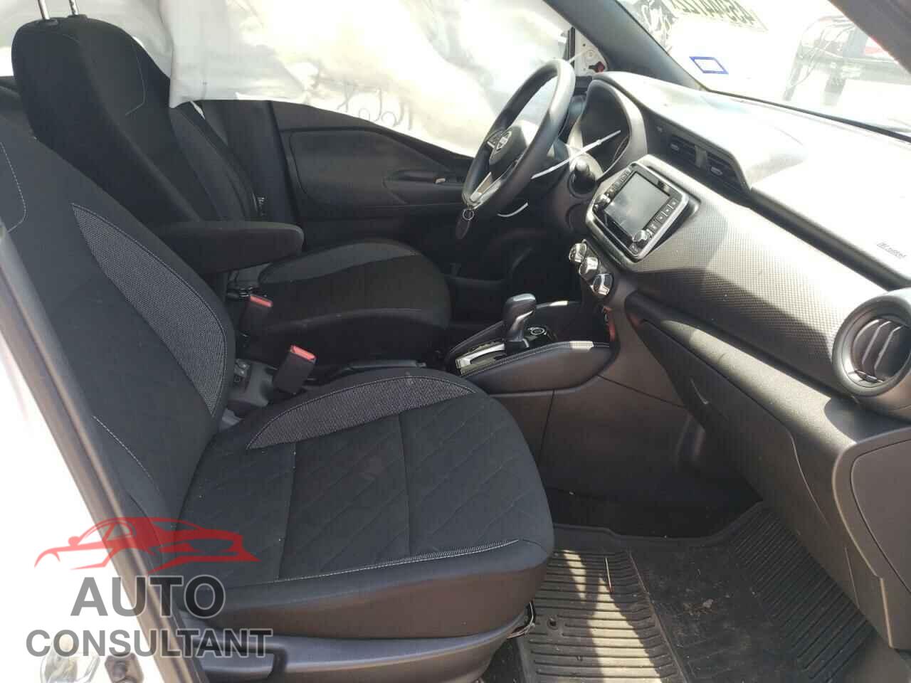NISSAN KICKS 2019 - 3N1CP5CU3KL504300