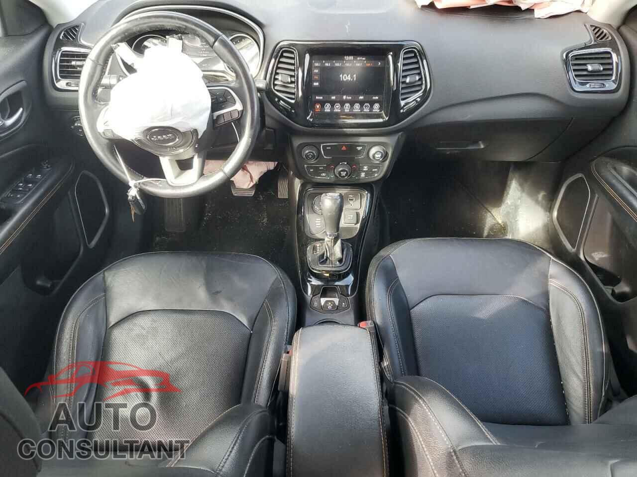 JEEP COMPASS 2020 - 3C4NJDCB5LT137059
