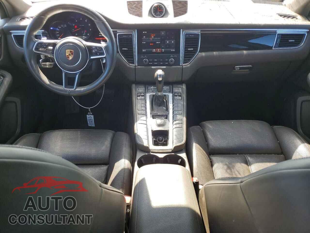 PORSCHE MACAN 2018 - WP1AA2A54JLB03394