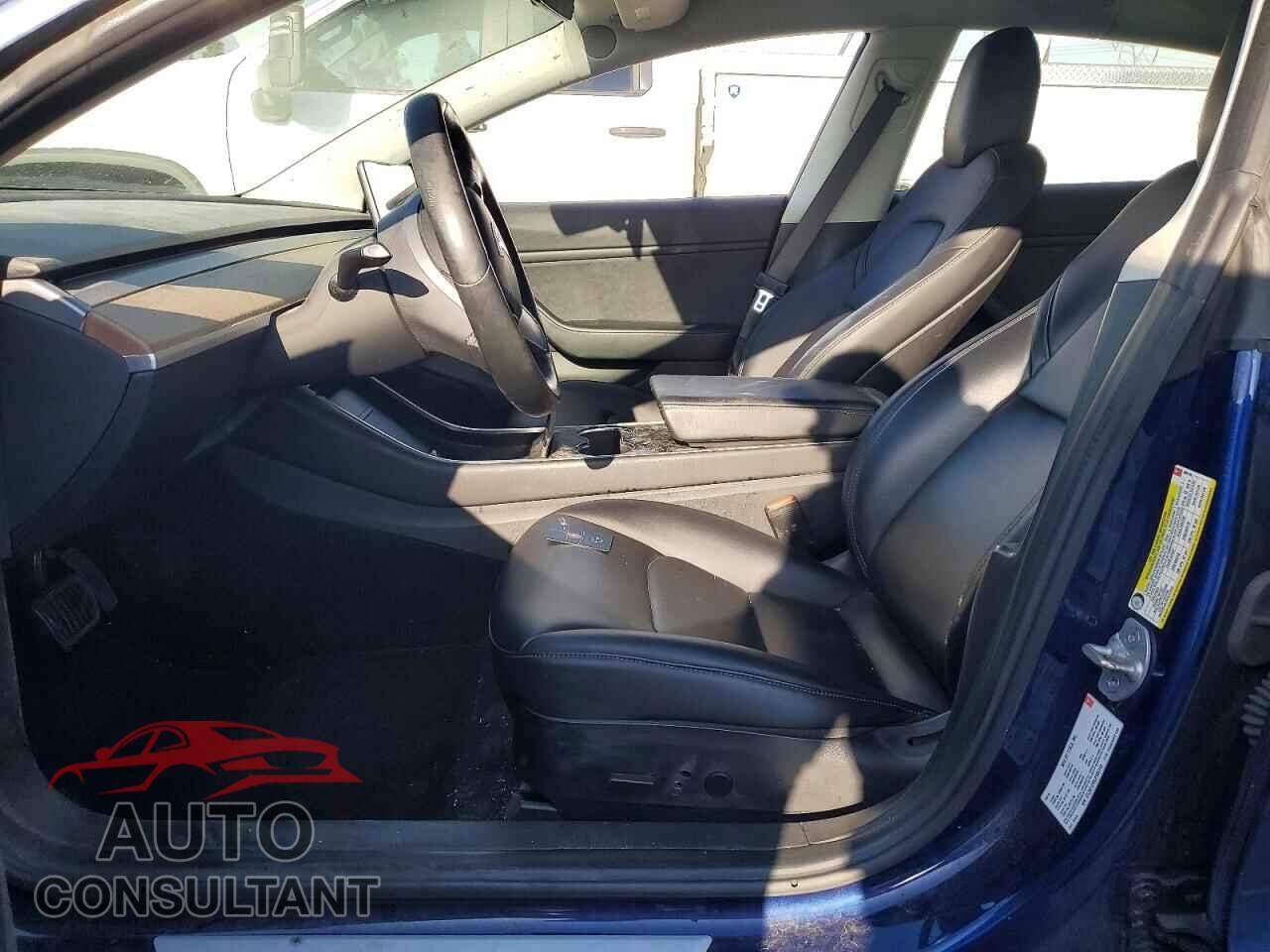 TESLA MODEL 3 2018 - 5YJ3E1EB9JF085146