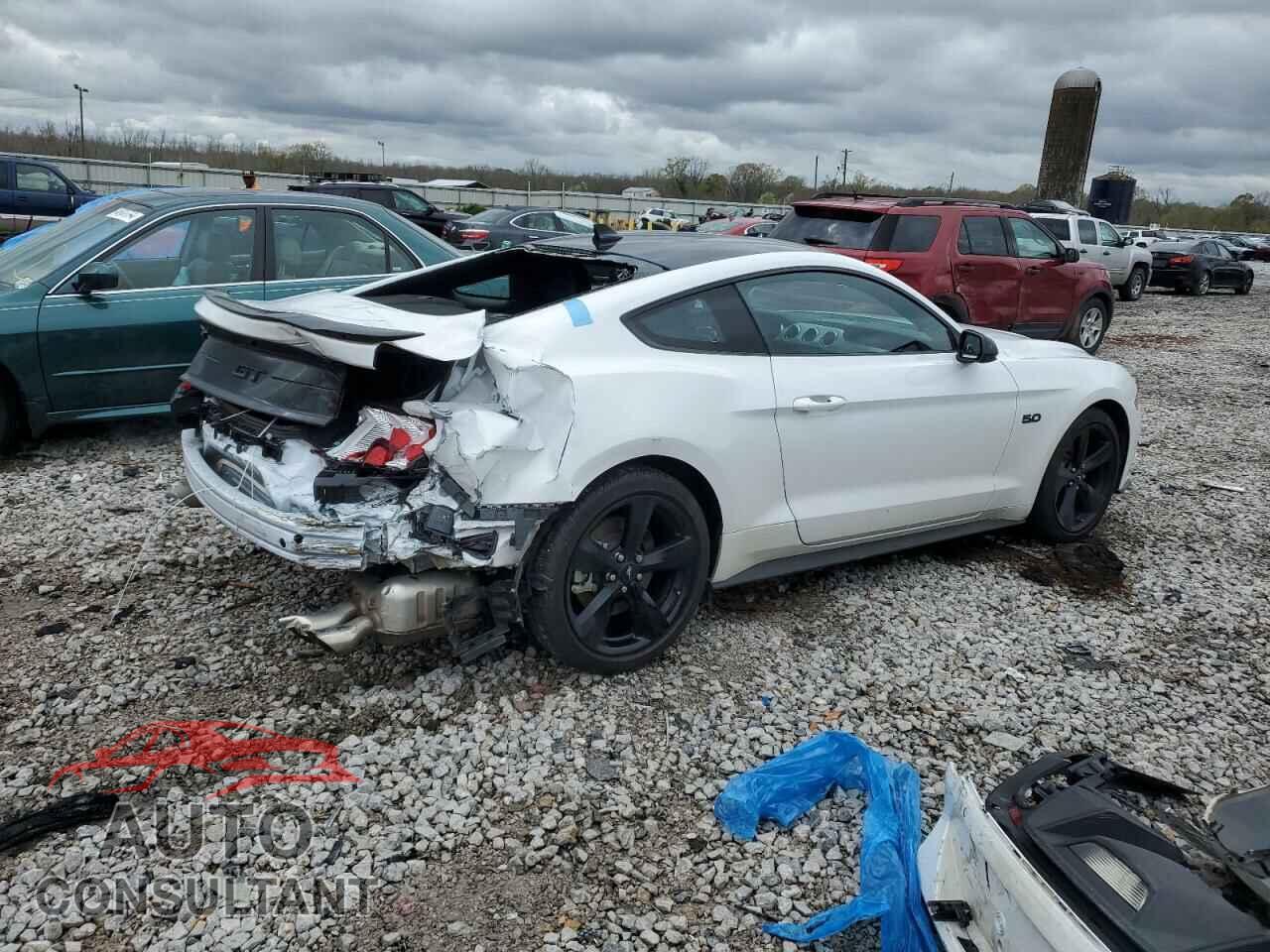 FORD MUSTANG 2022 - 1FA6P8CF4N5145675