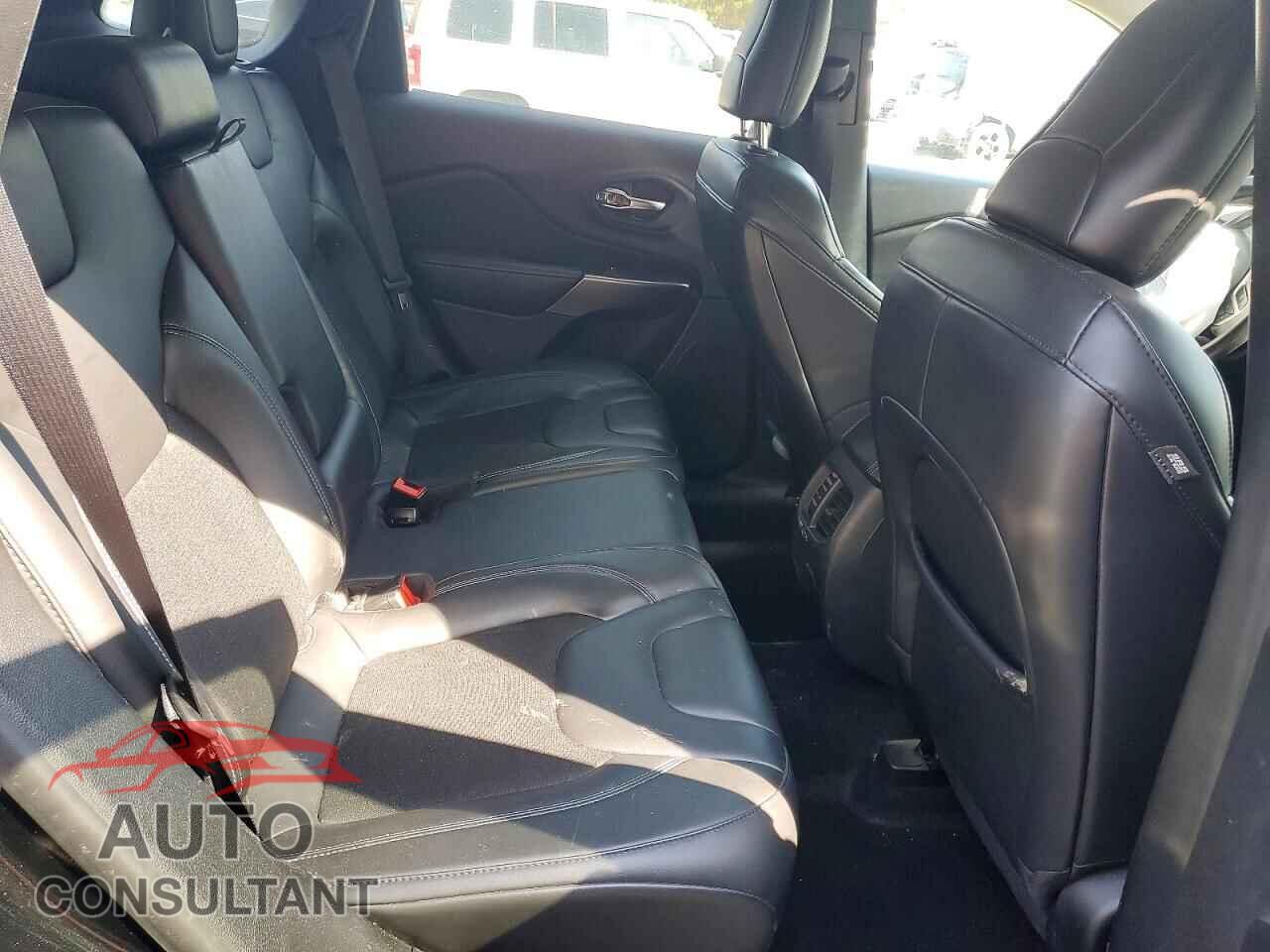 JEEP CHEROKEE 2020 - 1C4PJMLB2LD551284