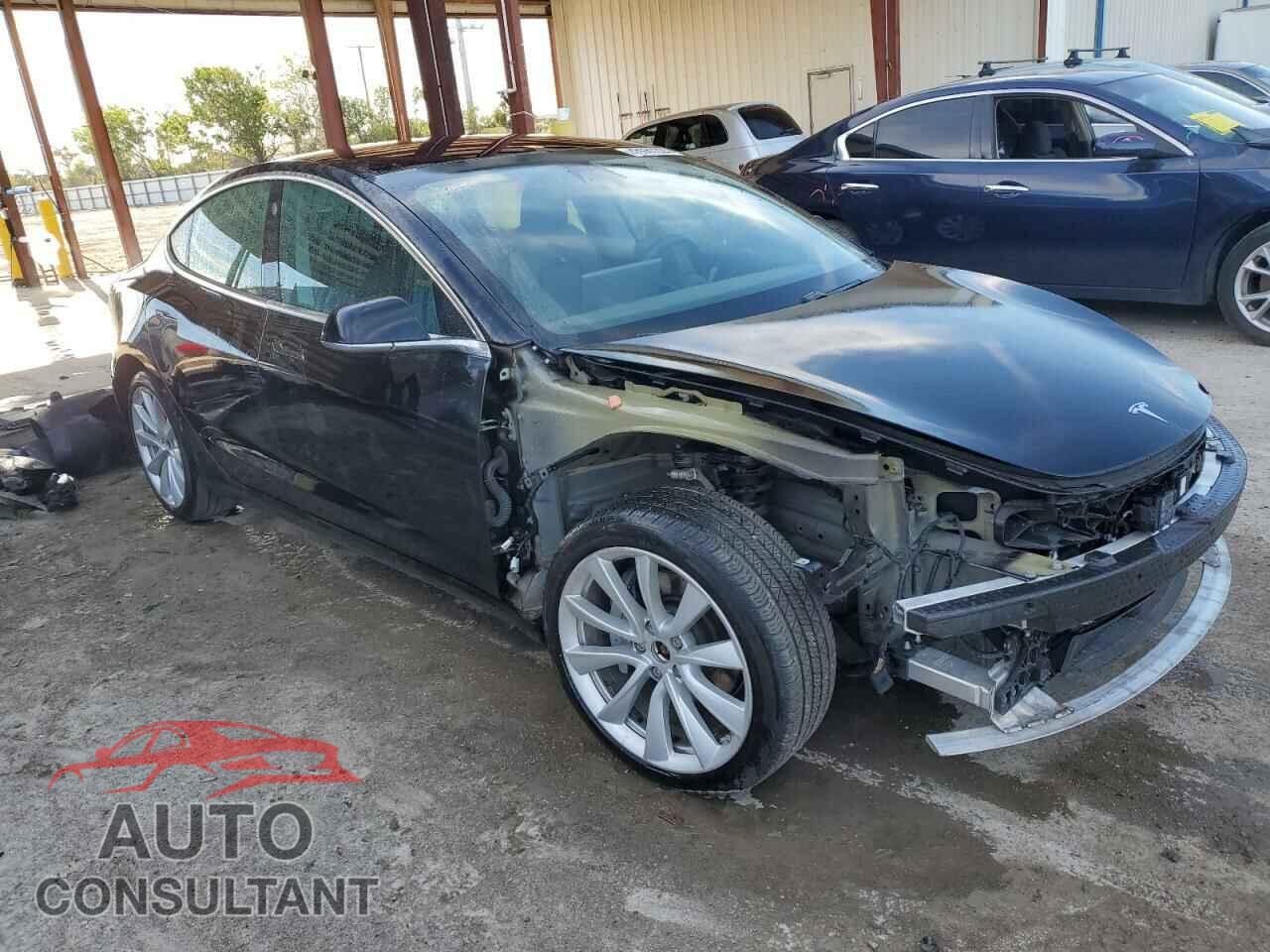 TESLA MODEL 3 2018 - 5YJ3E1EBXJF121524
