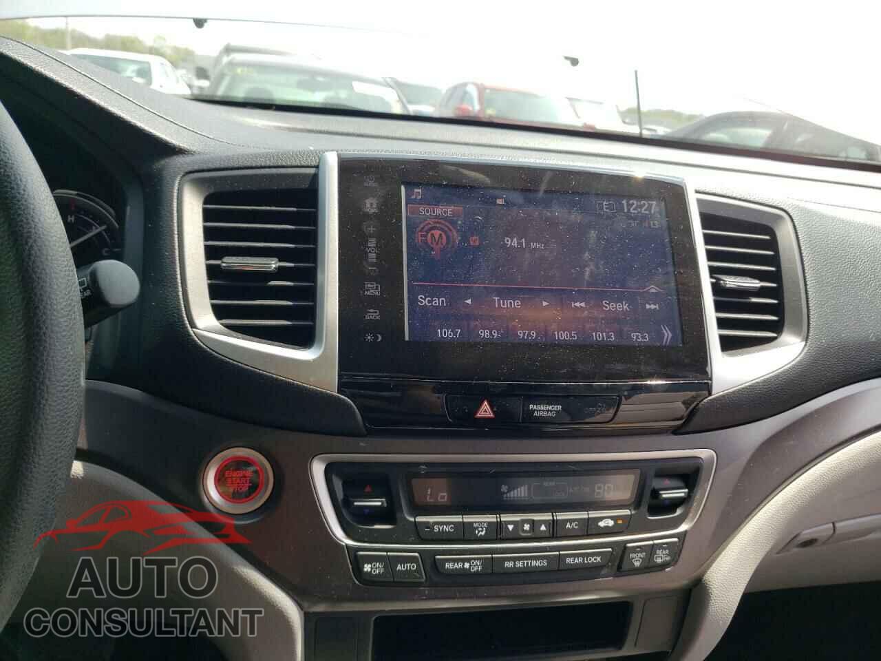 HONDA PILOT 2017 - 5FNYF6H37HB035103
