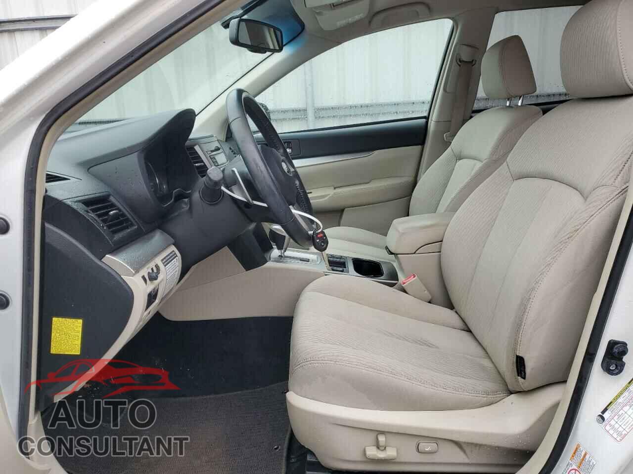 SUBARU OUTBACK 2011 - 4S4BRBCC2B3313158