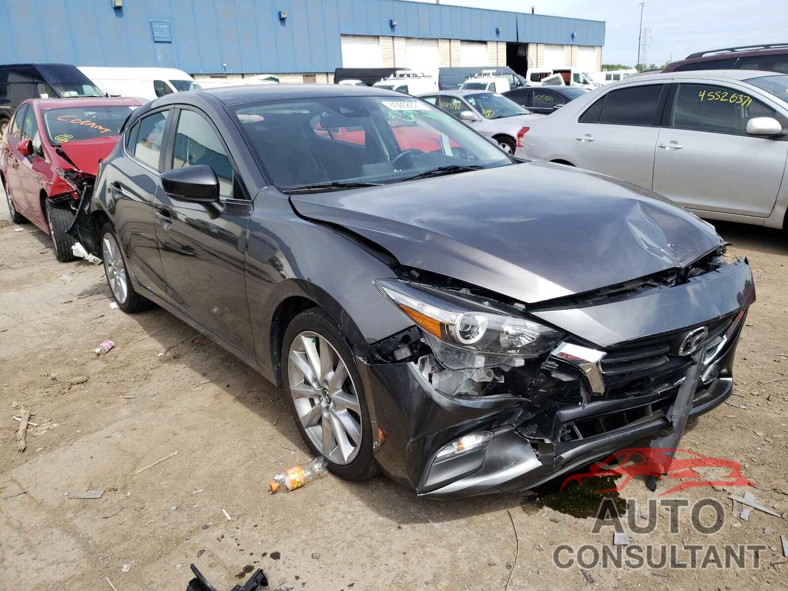 MAZDA 3 2017 - 3MZBN1L74HM121936