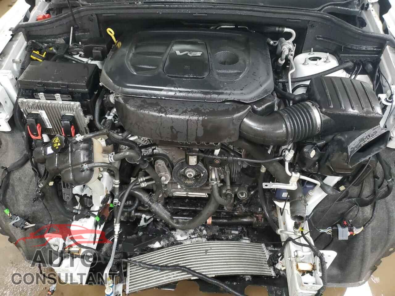 DODGE DURANGO 2018 - 1C4RDJDG5JC409362