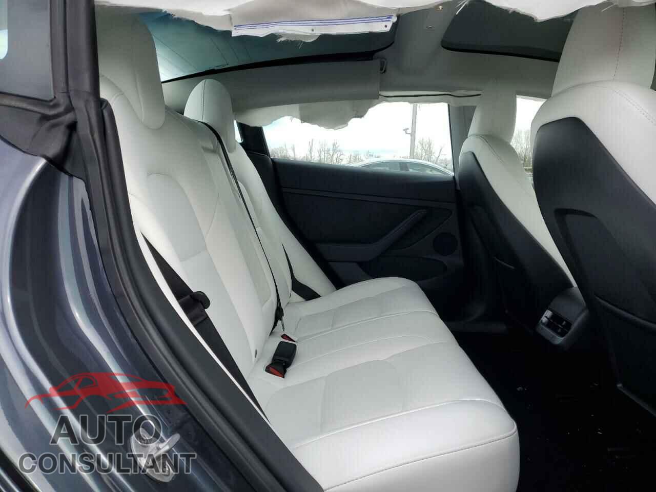 TESLA MODEL 3 2023 - 5YJ3E1EA1PF552219