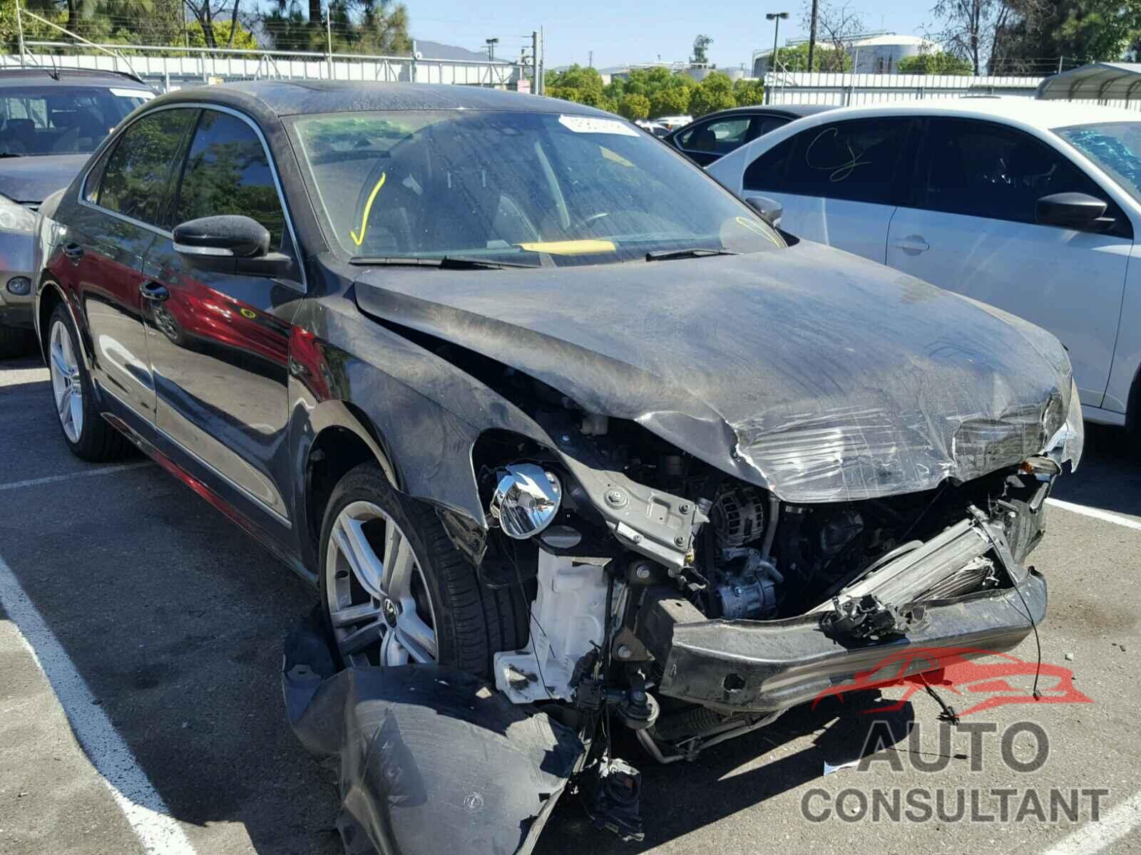 VOLKSWAGEN PASSAT 2015 - 1VWBT7A34FC032181
