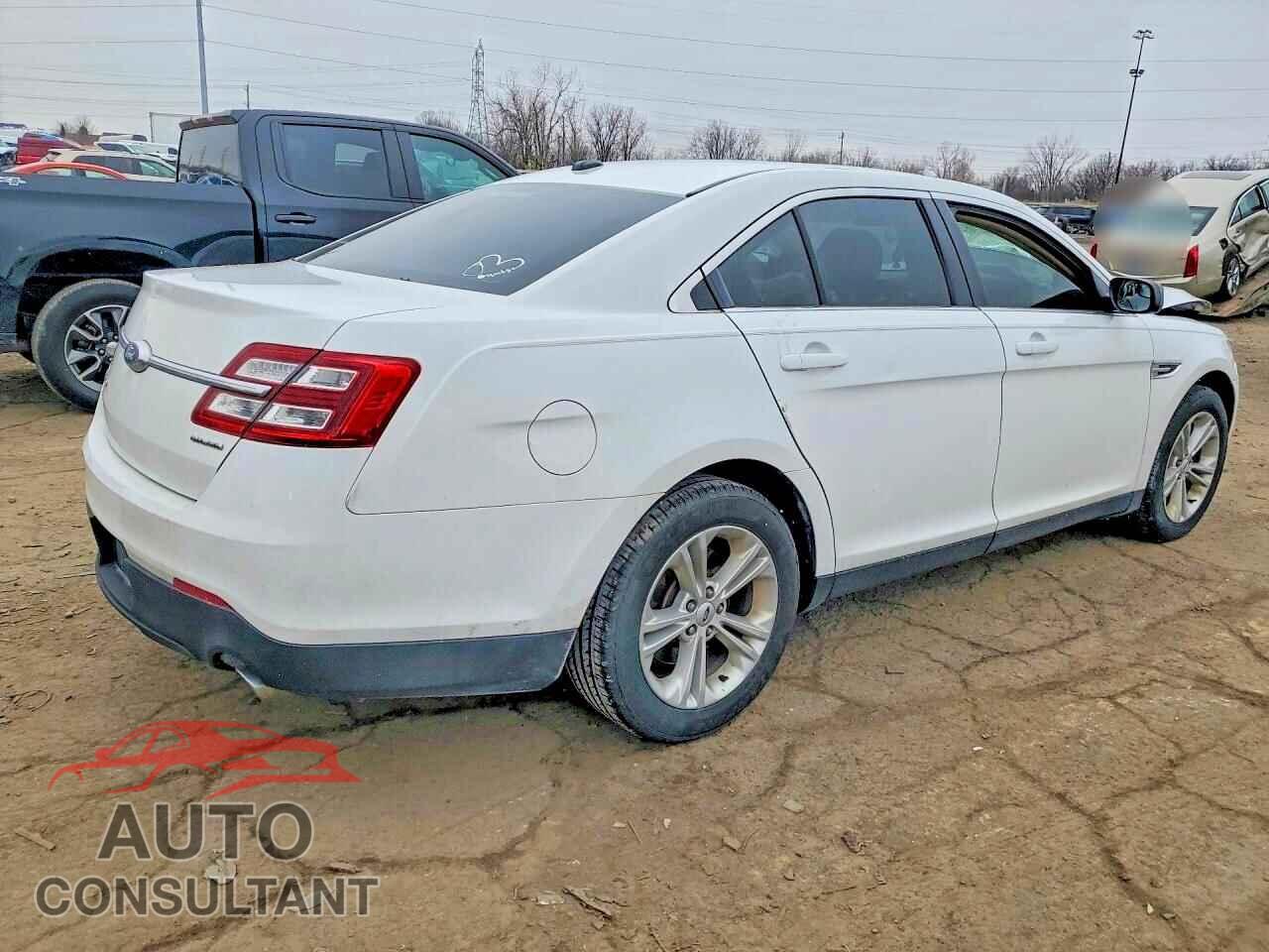 FORD TAURUS 2017 - 1FAHP2D80HG125597