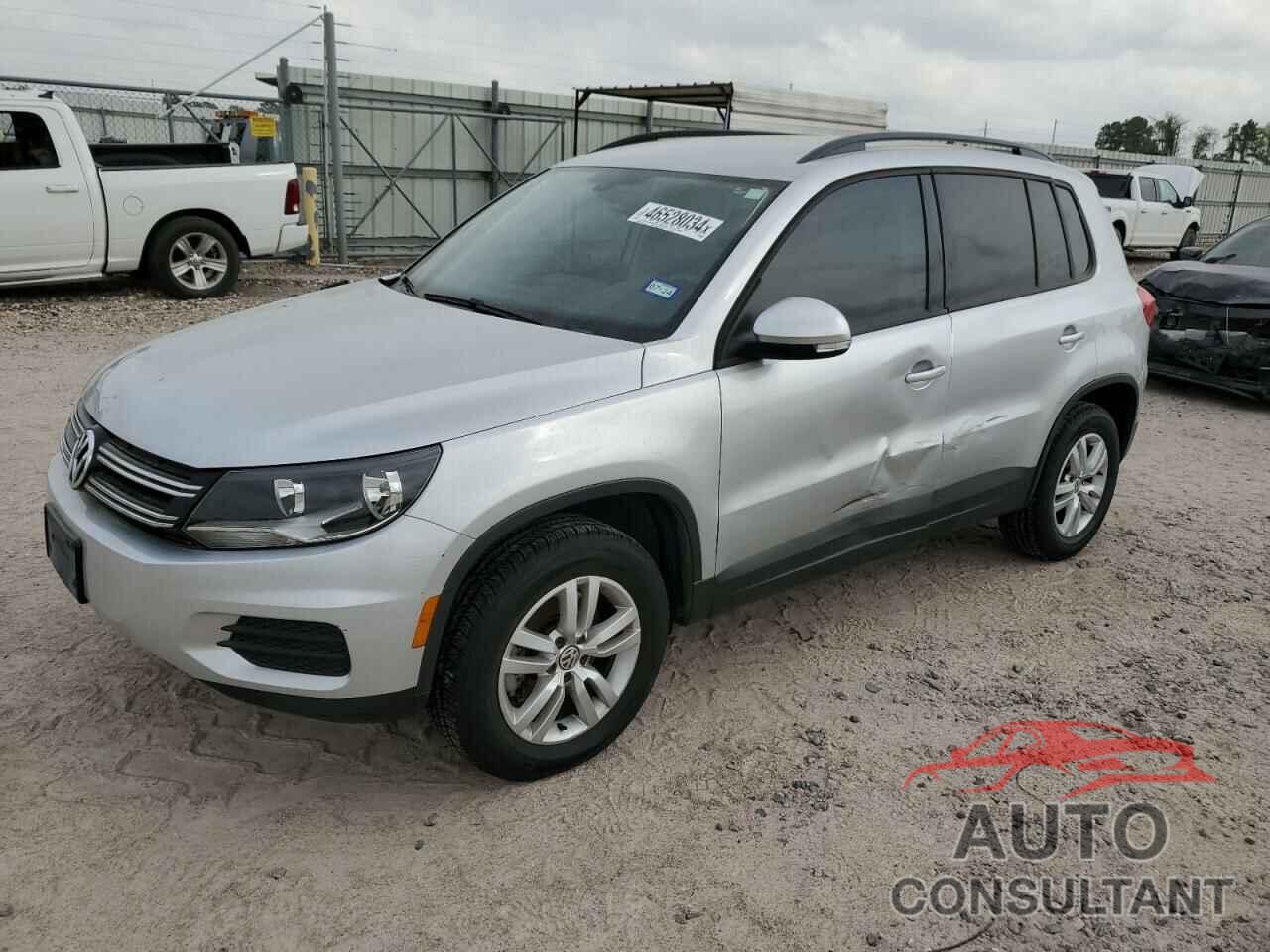 VOLKSWAGEN TIGUAN 2017 - WVGAV7AX8HK001015