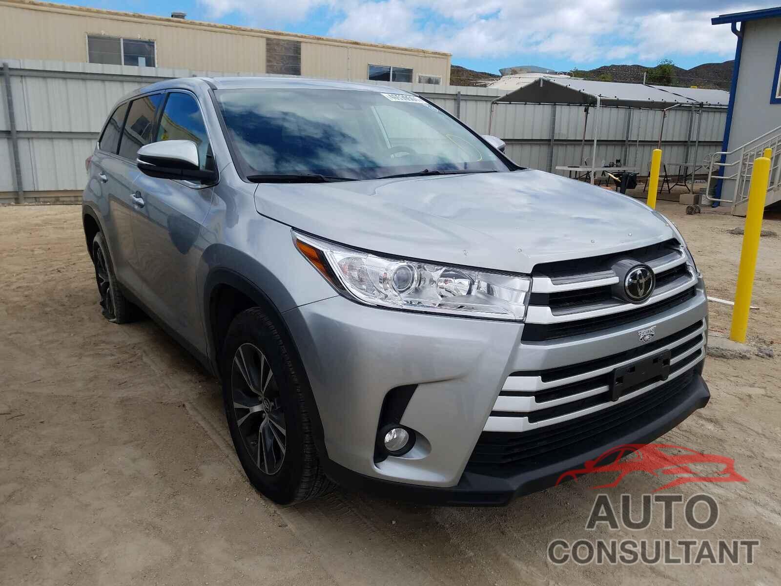 TOYOTA HIGHLANDER 2019 - 5TDZZRFH0KS314052