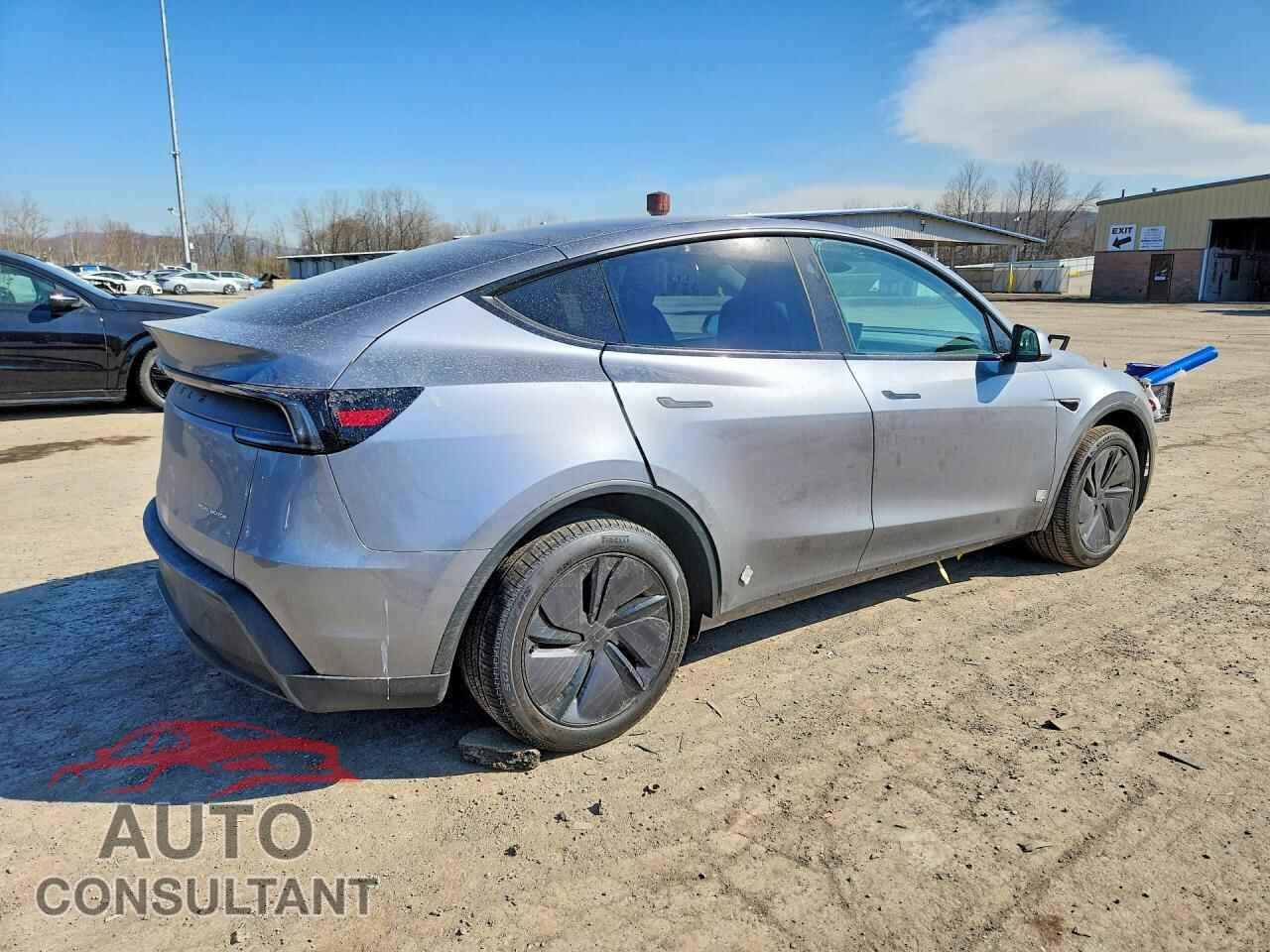 TESLA MODEL Y 2026 - 7SAYGDEE7TF570418