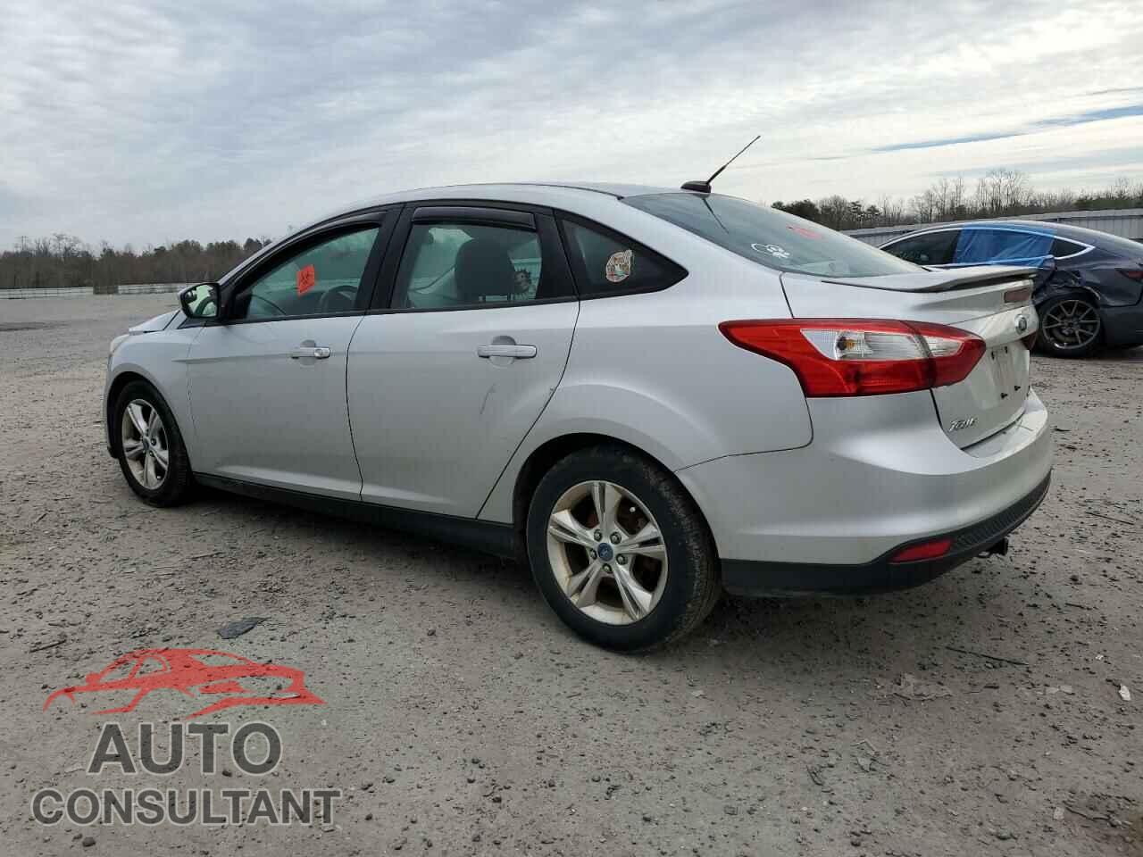FORD FOCUS 2012 - 1FAHP3F28CL445328