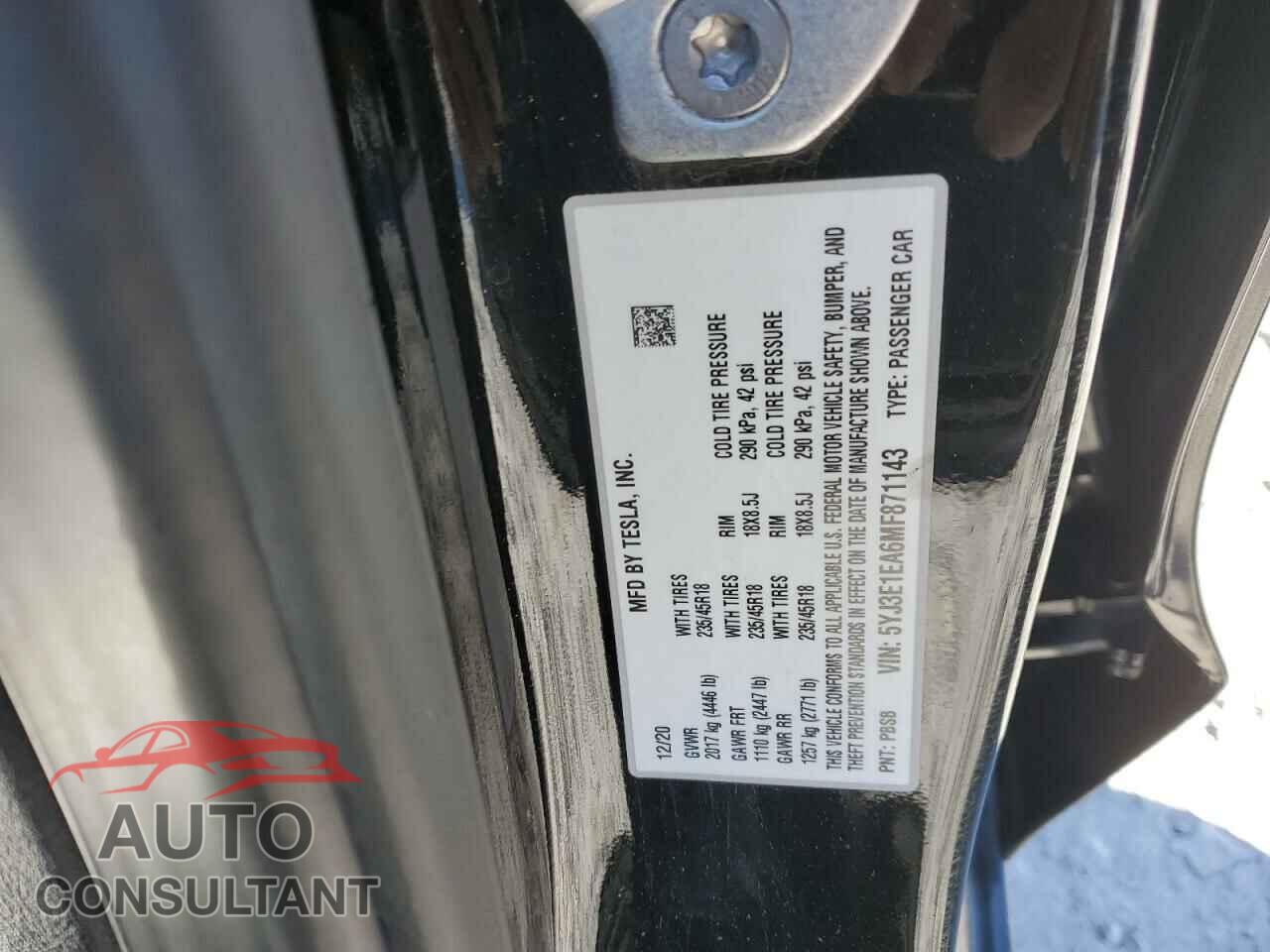 TESLA MODEL 3 2021 - 5YJ3E1EA6MF871143