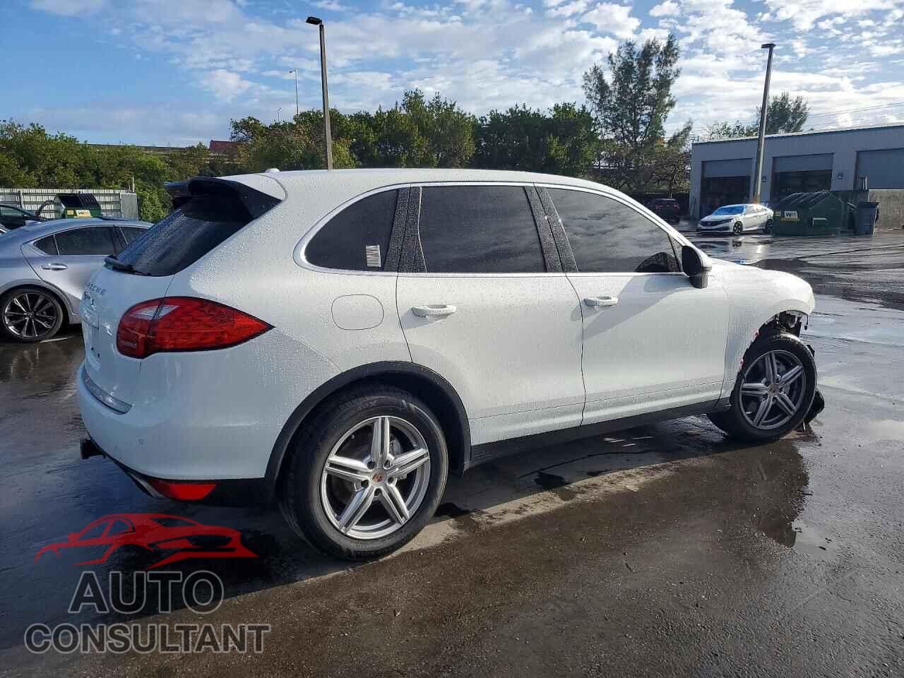 PORSCHE CAYENNE 2013 - WP1AB2A28DLA85862