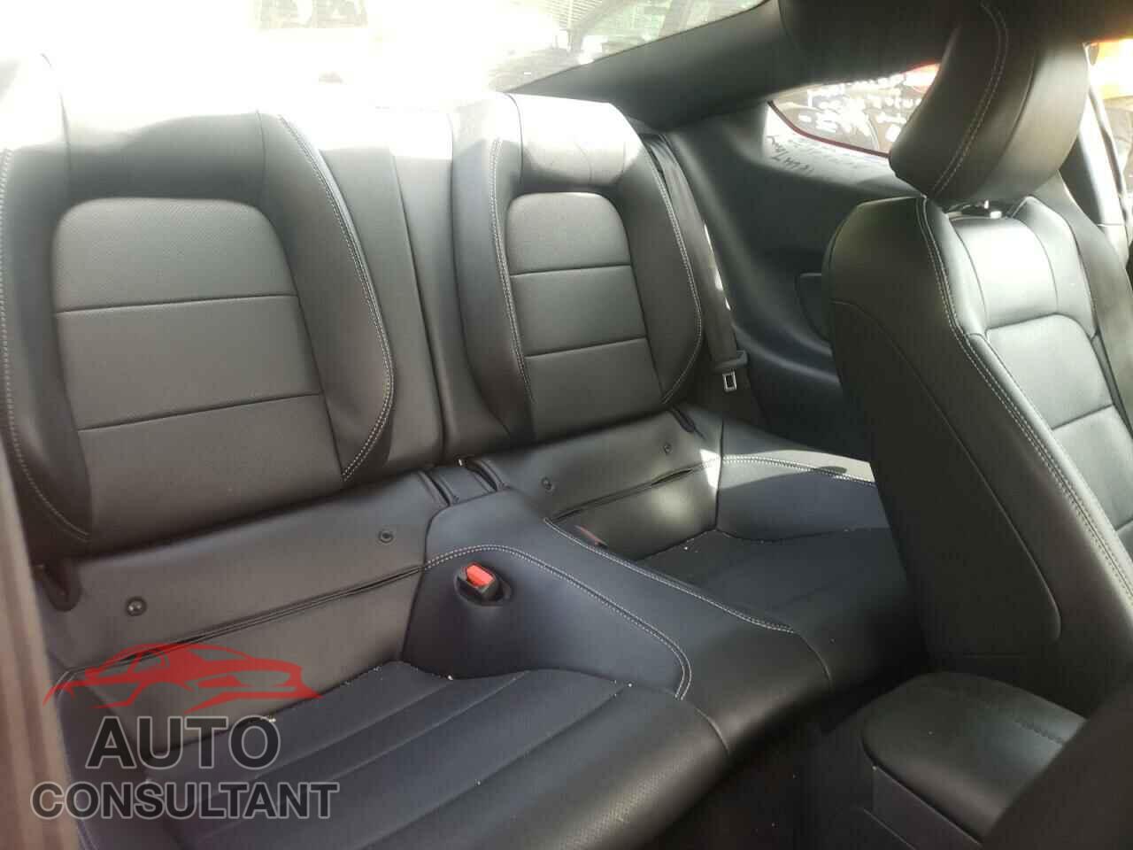 FORD MUSTANG 2021 - 1FA6P8TH5M5105170