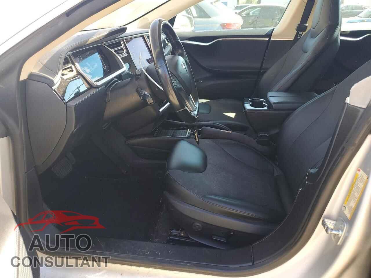 TESLA MODEL S 2013 - 5YJSA1CN0DFP13653