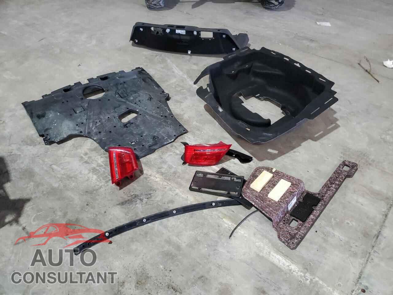 AUDI A8 2013 - WAURGAFD6DN016261