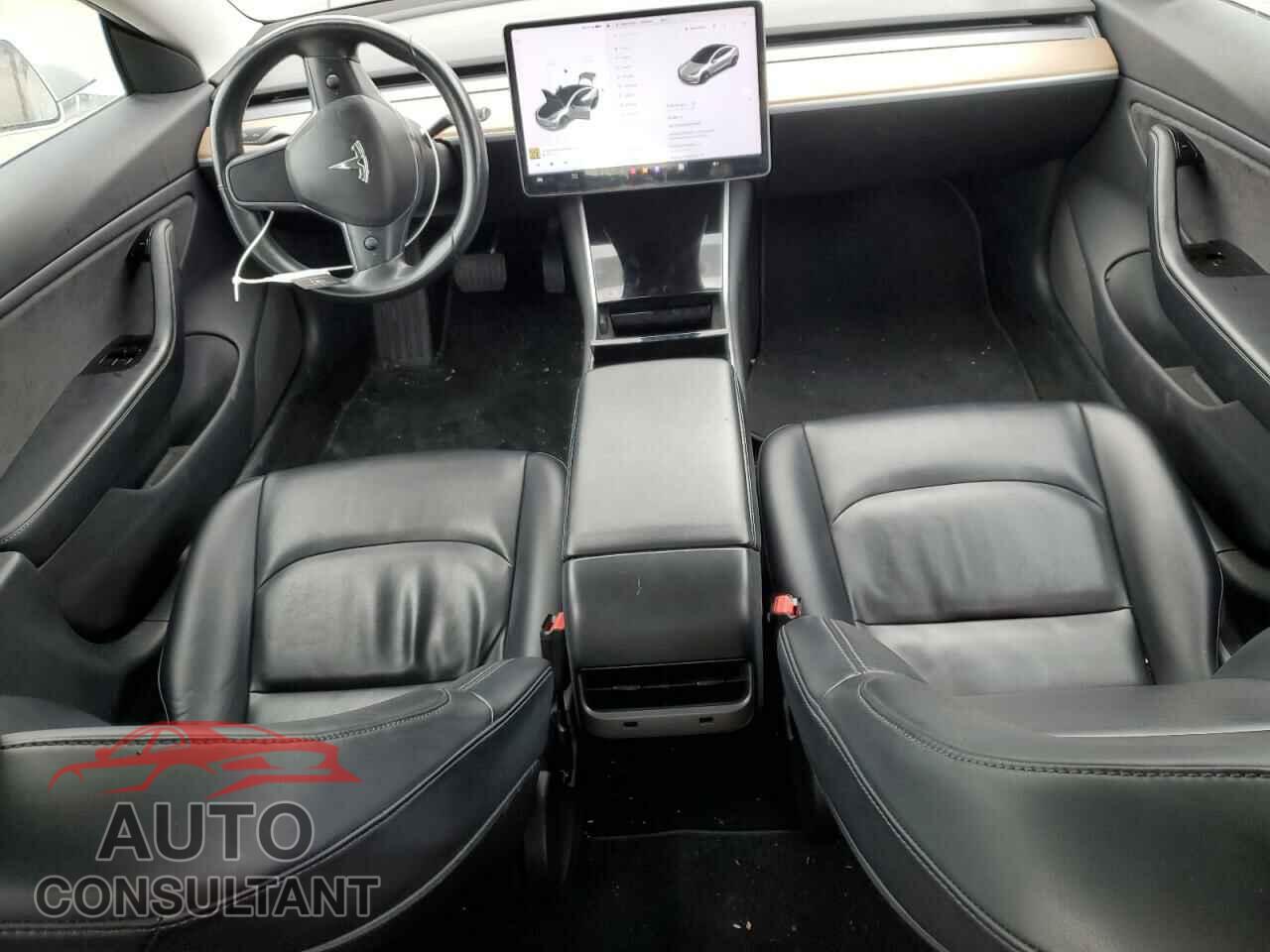 TESLA MODEL 3 2018 - 5YJ3E1EA5JF005199