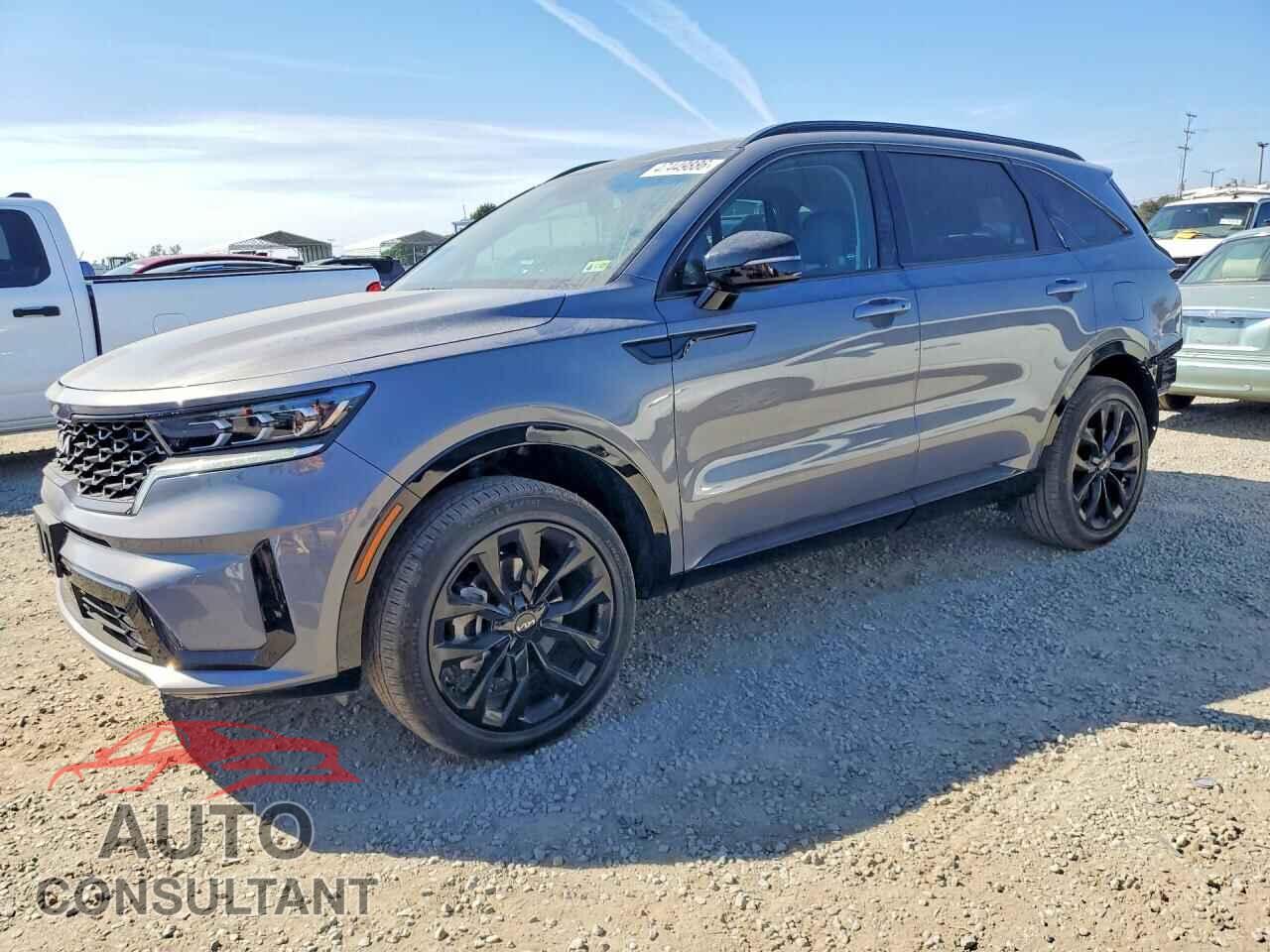 KIA SORENTO 2023 - 5XYRKDLF5PG200529