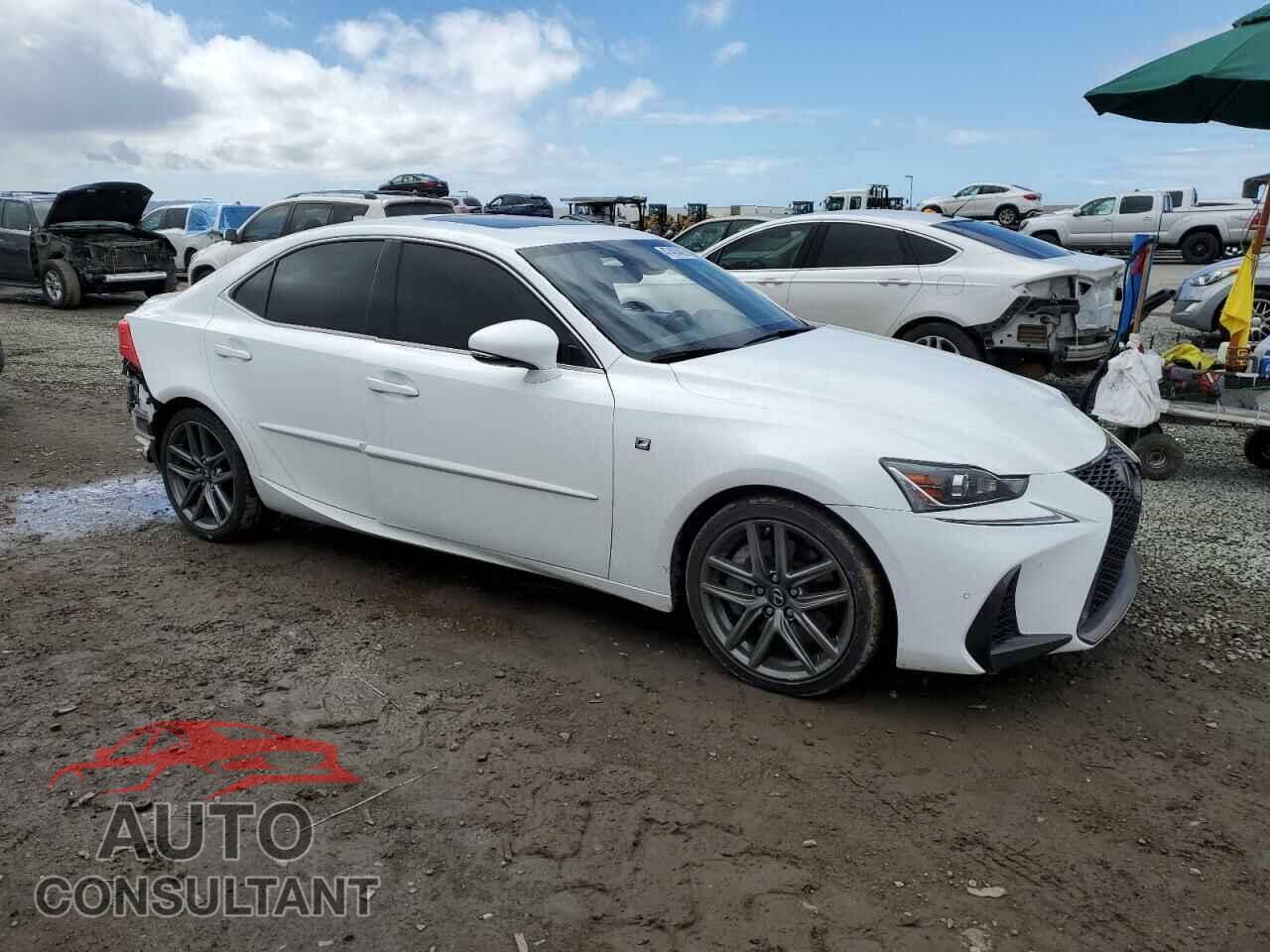 LEXUS IS 2018 - JTHBA1D2XJ5081289